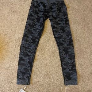 Gym shark camo seamless leggings